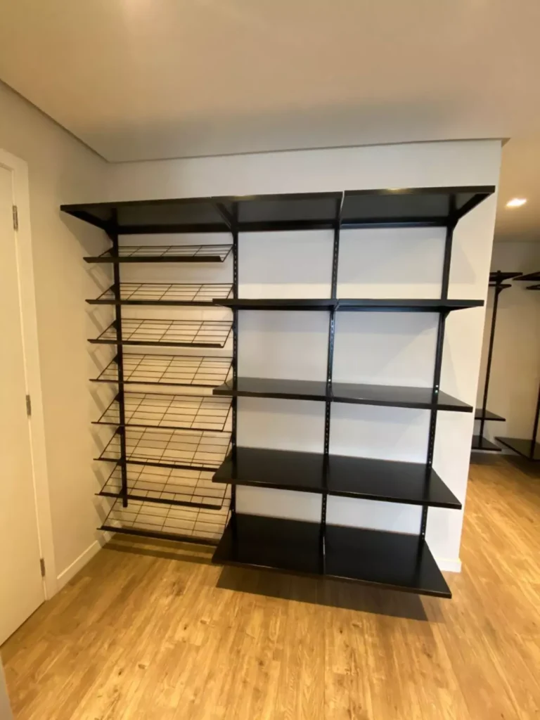 Sistema de closet modular para residências em Florianópolis